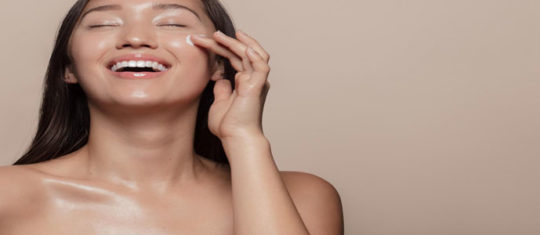 Crèmes pour le visage et le cou