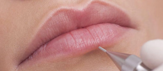 Se former aux techniques de maquillage permanent