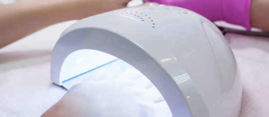 La lampe UV semi-permanent